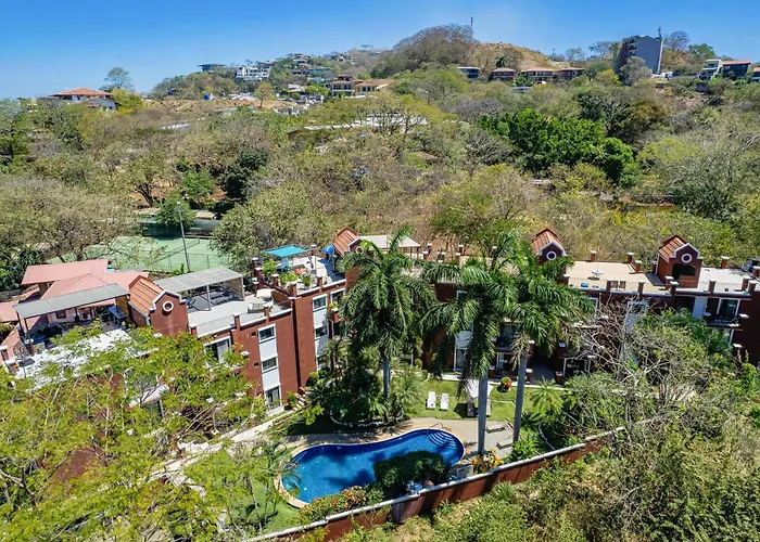 Aparthotel Pool And Private Rooftop Access In Town! Tamarindo